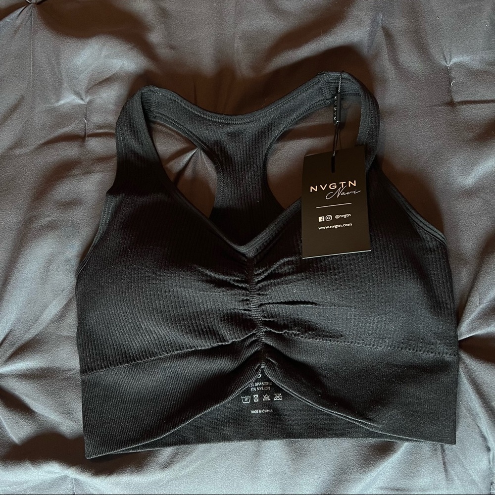 NVGTN BLACK CINCHED SEAMLESS BRA